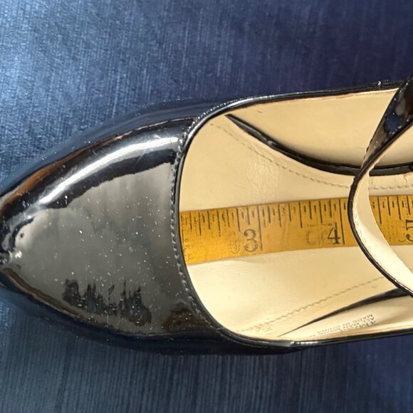Size 4 Patent leather strap stilettos - Picture 5 of 7